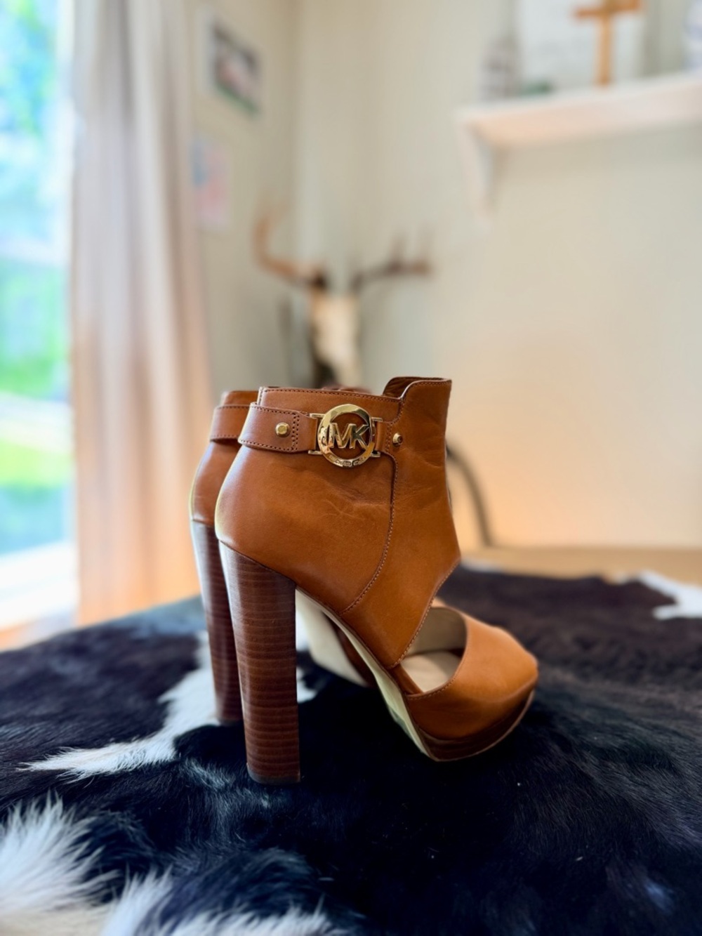 Michael Kors Cognac Leather Open-Toe High Heel Booties. Size 6.5 - Picture 4 of 7